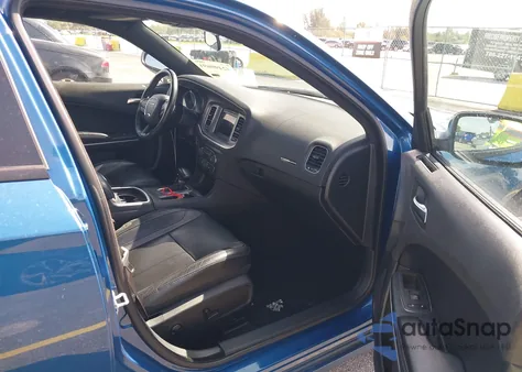 2022 Dodge Charger Sxt Rwd z USA, uszkodzony, nr VIN 2C3CDXBG9NH216361